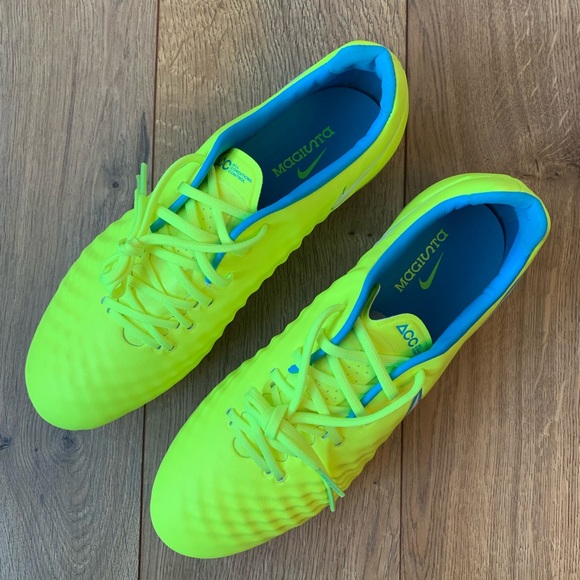 nike magista neon